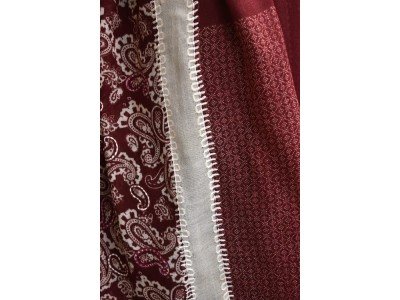 Wollen sjaal of stola, patchwork fantasie, bordeaux en offwhite