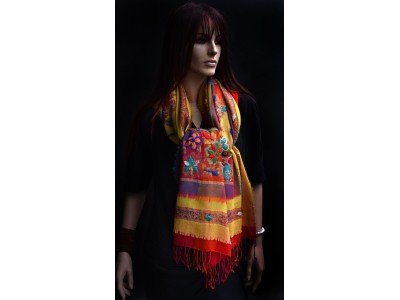 Wollen sjaal, bohemian oker, paars and rood