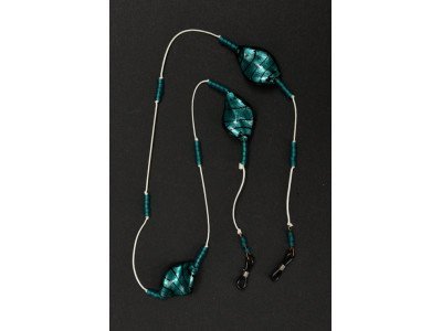 Handmade design brillenkoordje turquoise, asymmetrische kralen