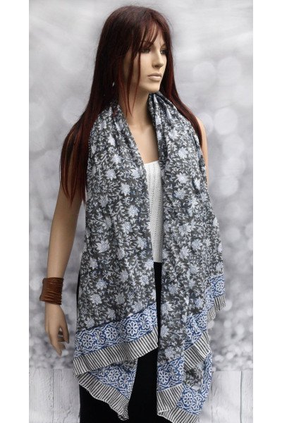 Katoenen sjaal of pareo met originele blockprint, blauw, wit, grijs