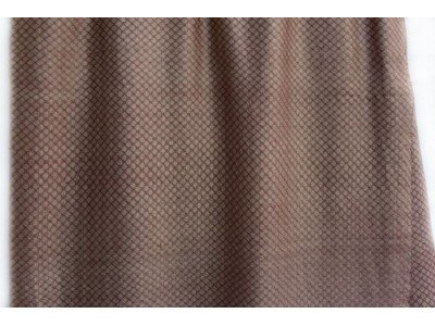 Taupe zijden sjaal of stola met franjes, jacquard motief, uniseks