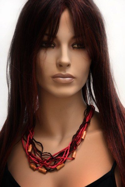 Echte handgeschilderde zijden ketting, roze, bordeaux, donkerbruin met houten beschilderde kraaltjes