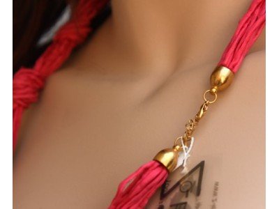 Echte handgeschilderde zijden ketting, effen roze met goudkleurige sluiting